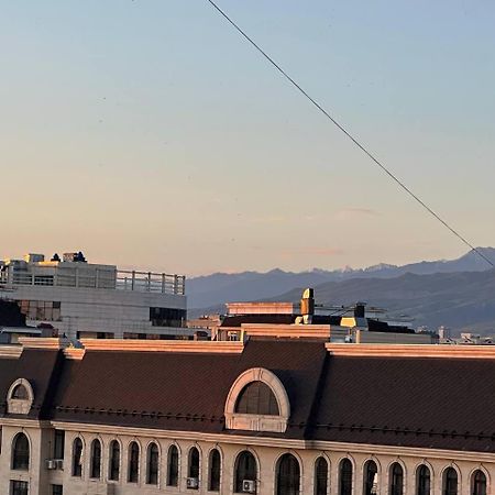 Apartment With City View On Sydykova St. 123 Bishkek Ngoại thất bức ảnh