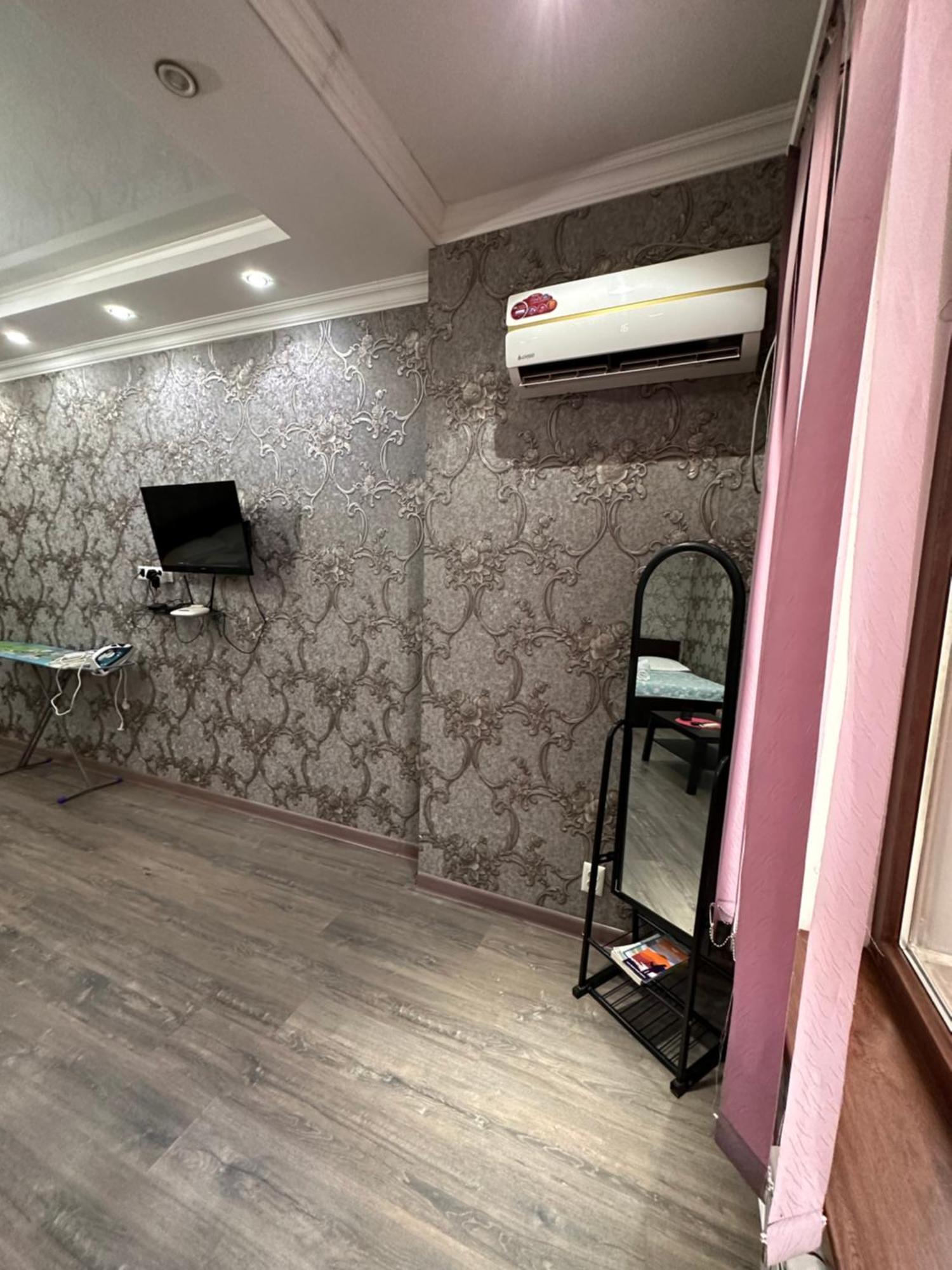 Apartment With City View On Sydykova St. 123 Bishkek Ngoại thất bức ảnh